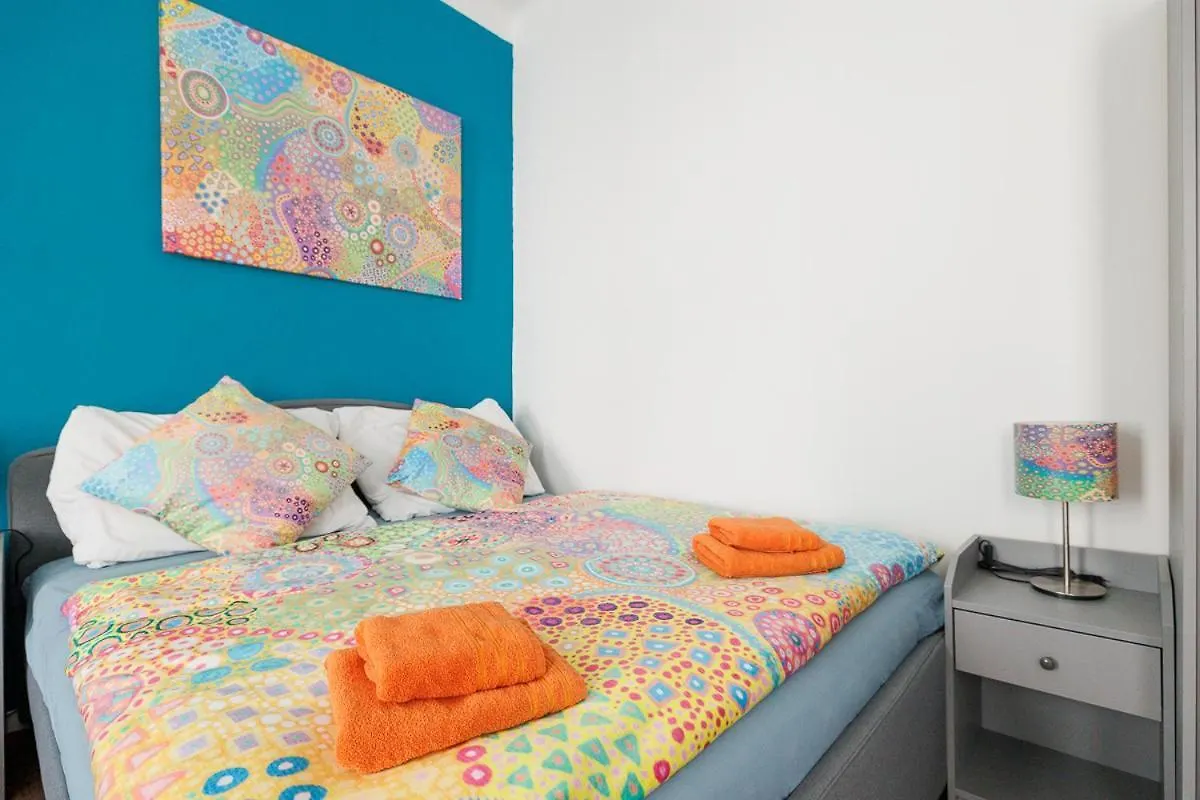 New Shalalaliving Vienna Spacious Home For Family & Friends Apartment